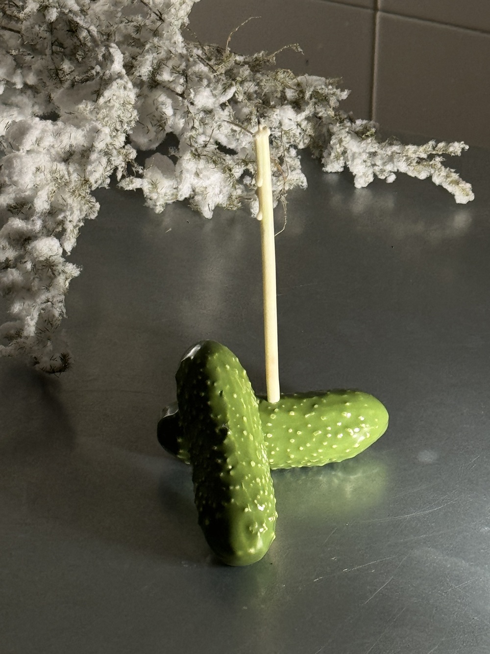 Подсвечник «Огурчик»